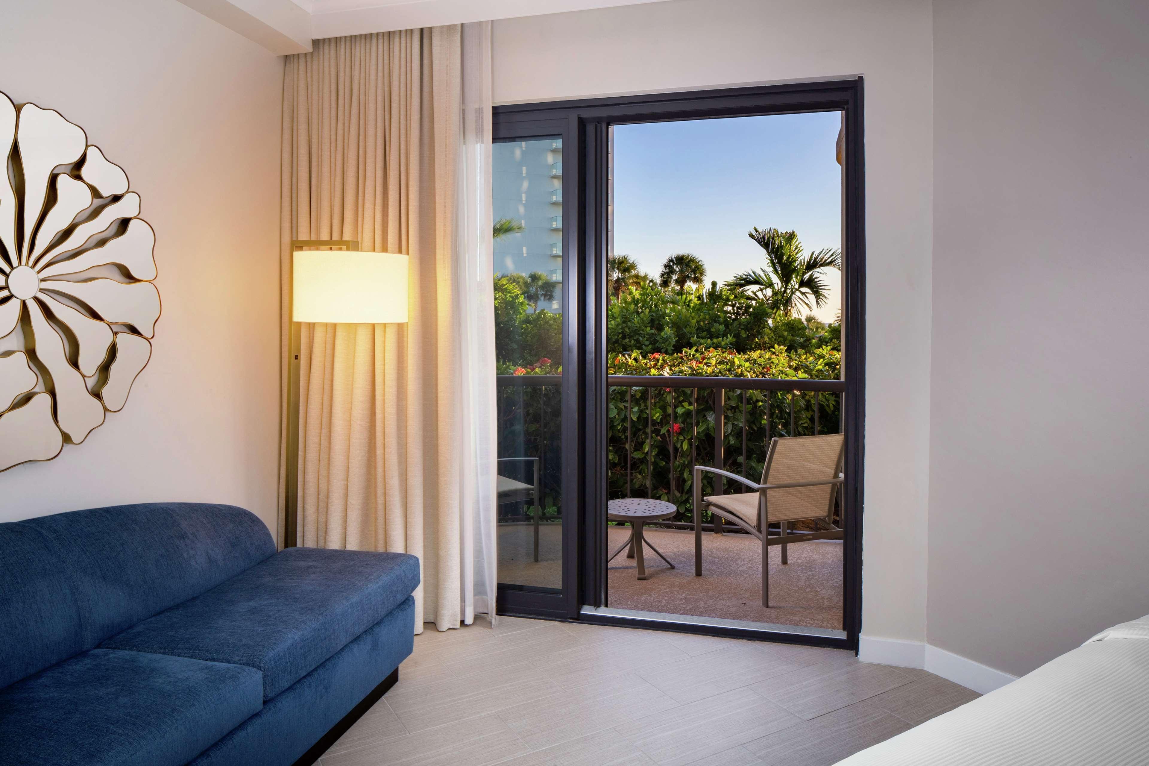 Hilton Marco Island Beach Resort And Spa Екстер'єр фото