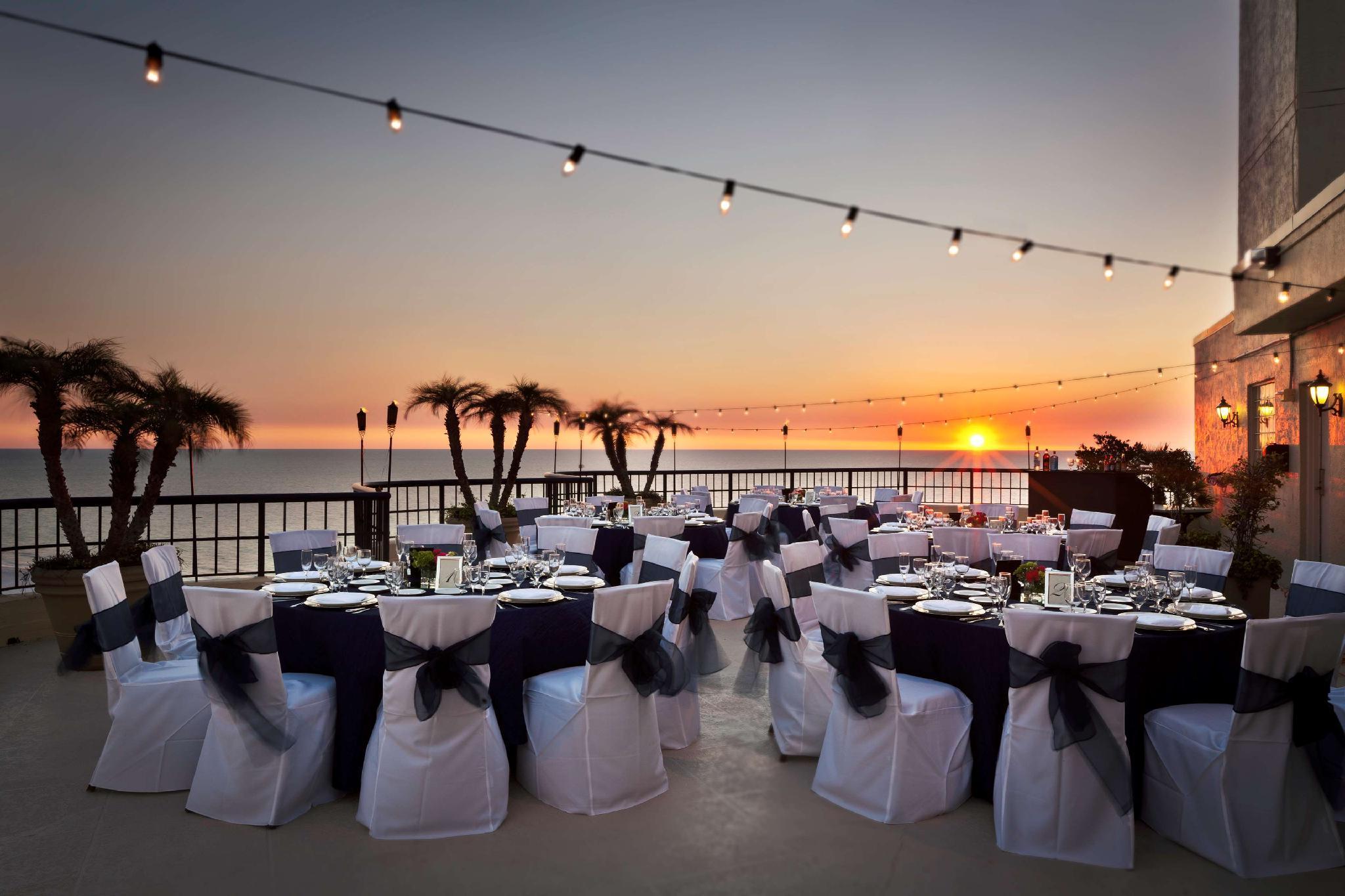 Hilton Marco Island Beach Resort And Spa Ресторан фото