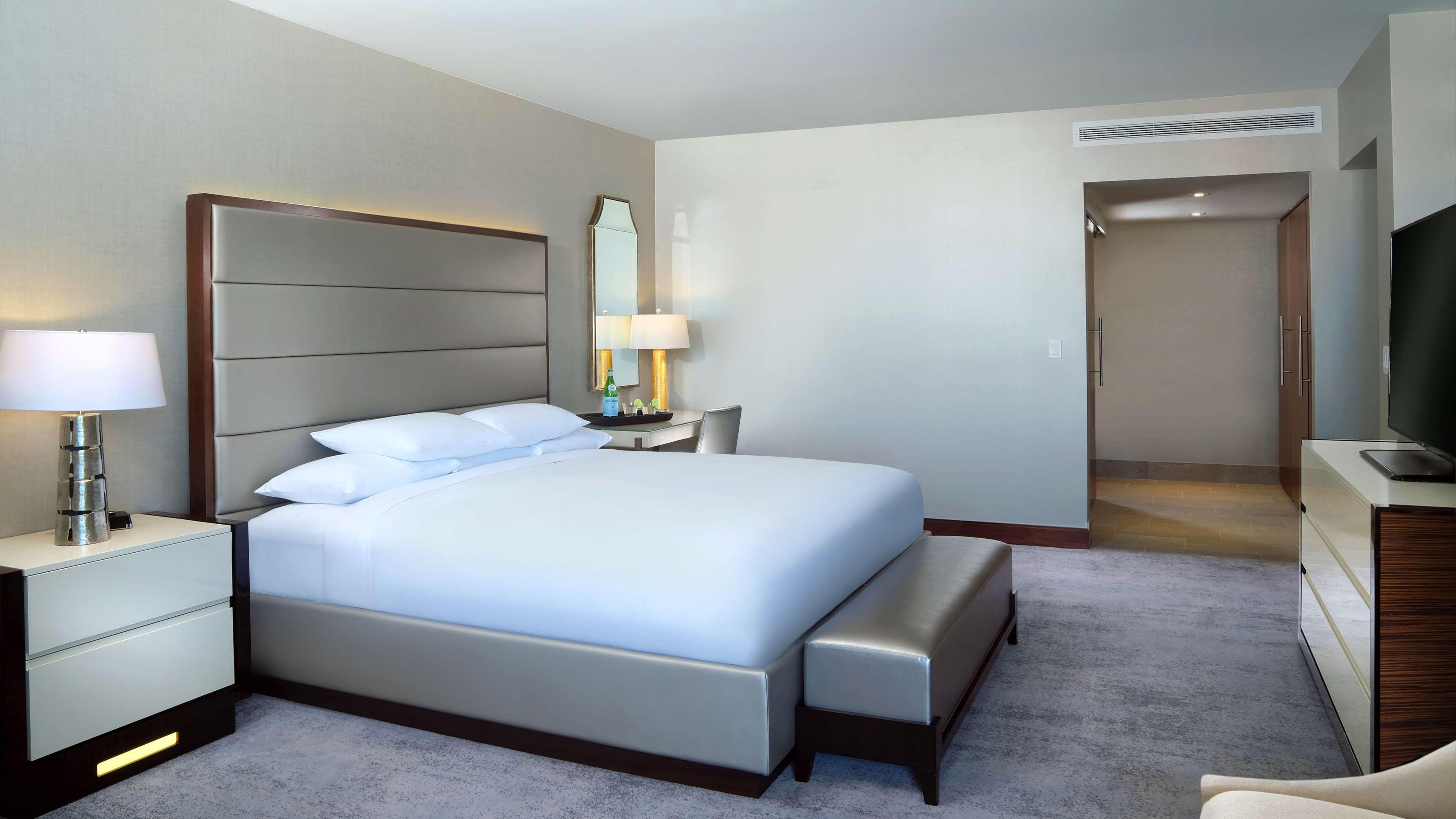 Hilton Marco Island Beach Resort And Spa Екстер'єр фото