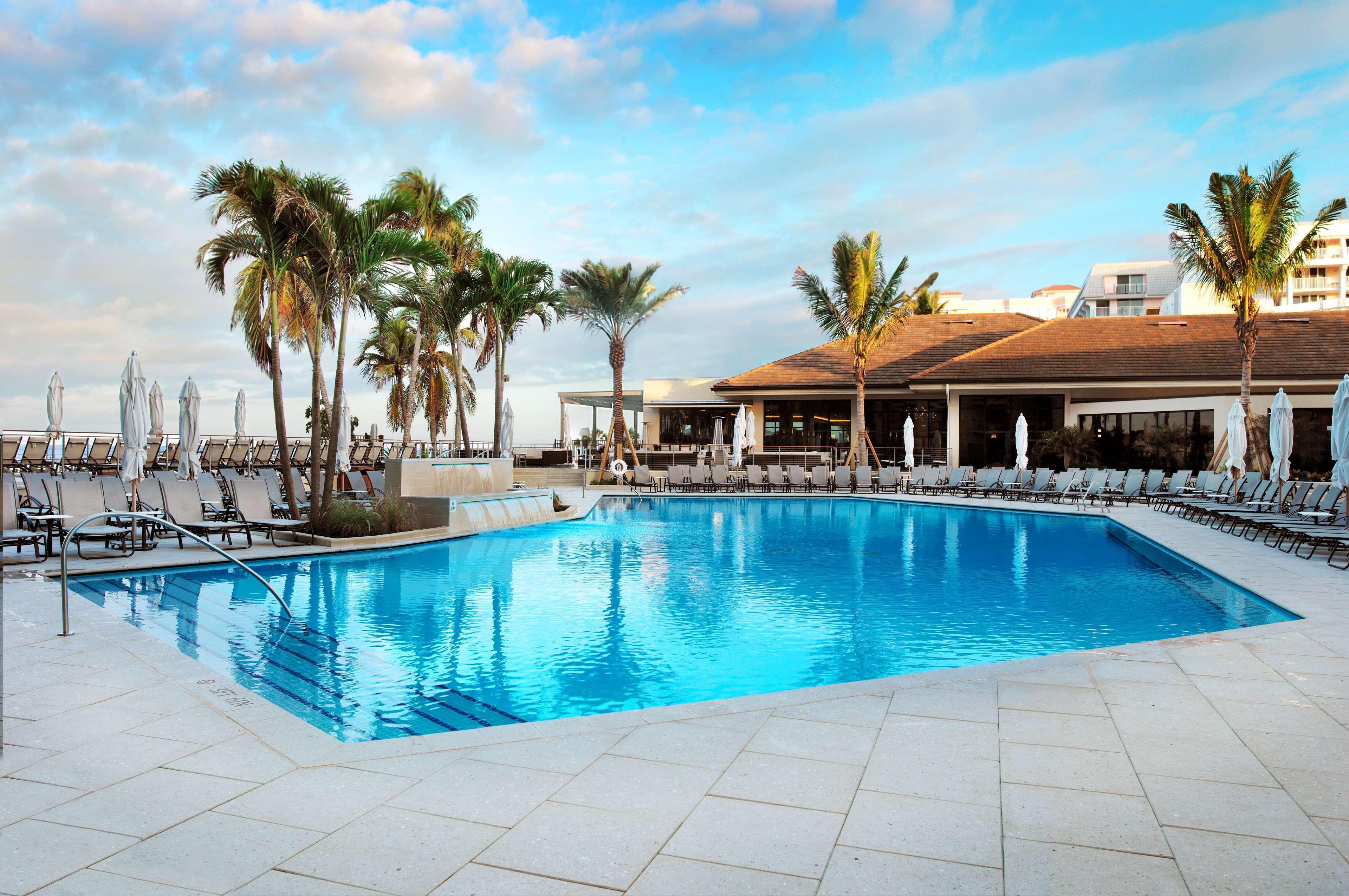 Hilton Marco Island Beach Resort And Spa Екстер'єр фото