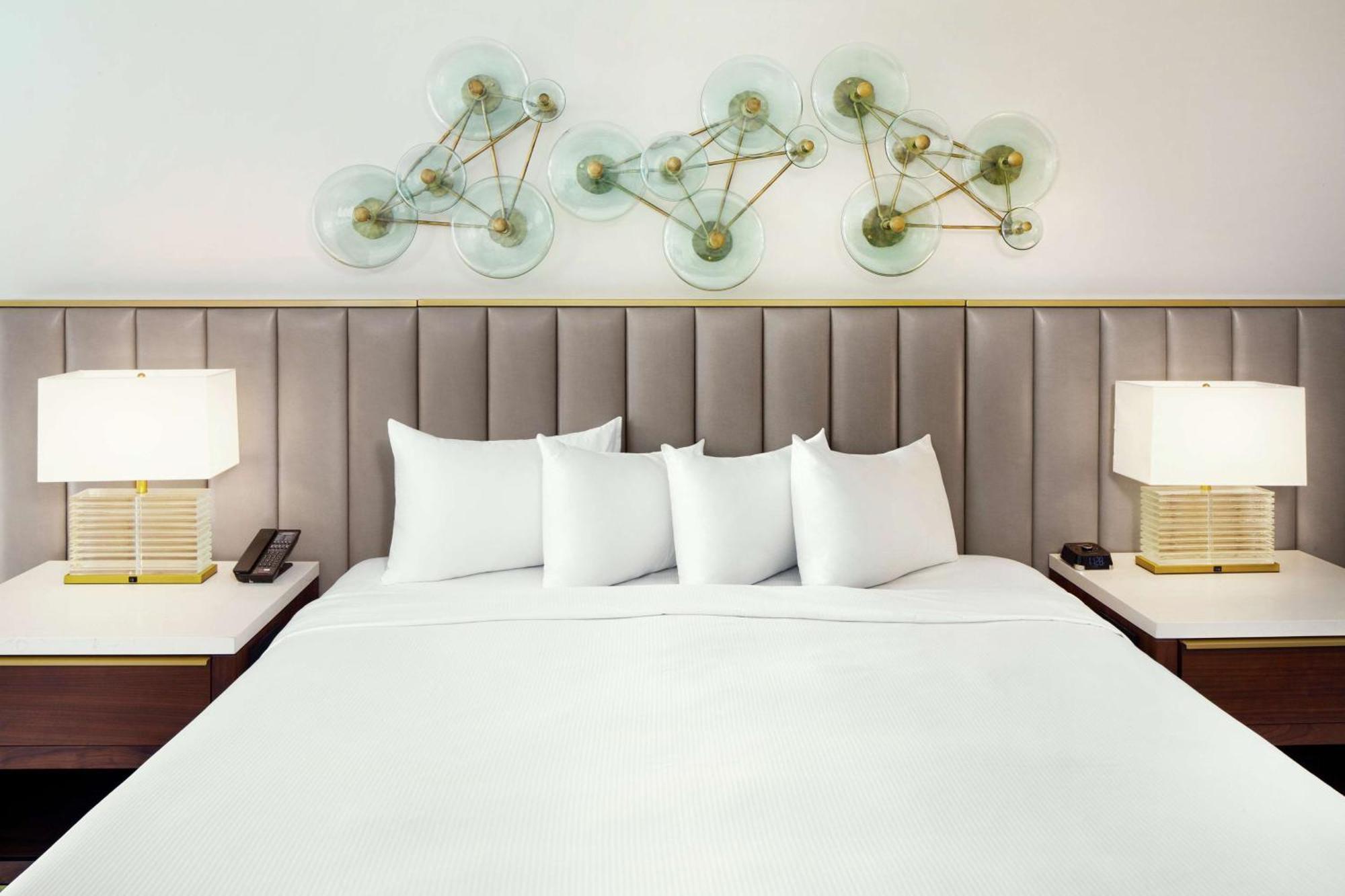 Hilton Marco Island Beach Resort And Spa Екстер'єр фото